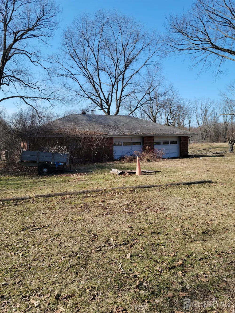 184-186 State Route 34 Holmdel, NJ 07733