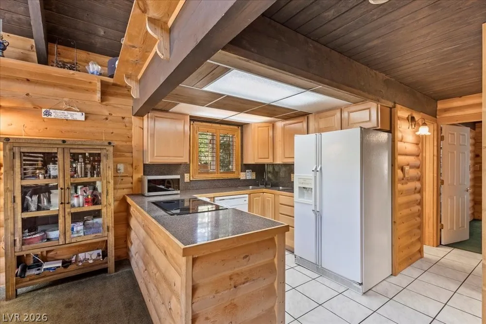 370 Alpine Way Mount Charleston, NV 89124
