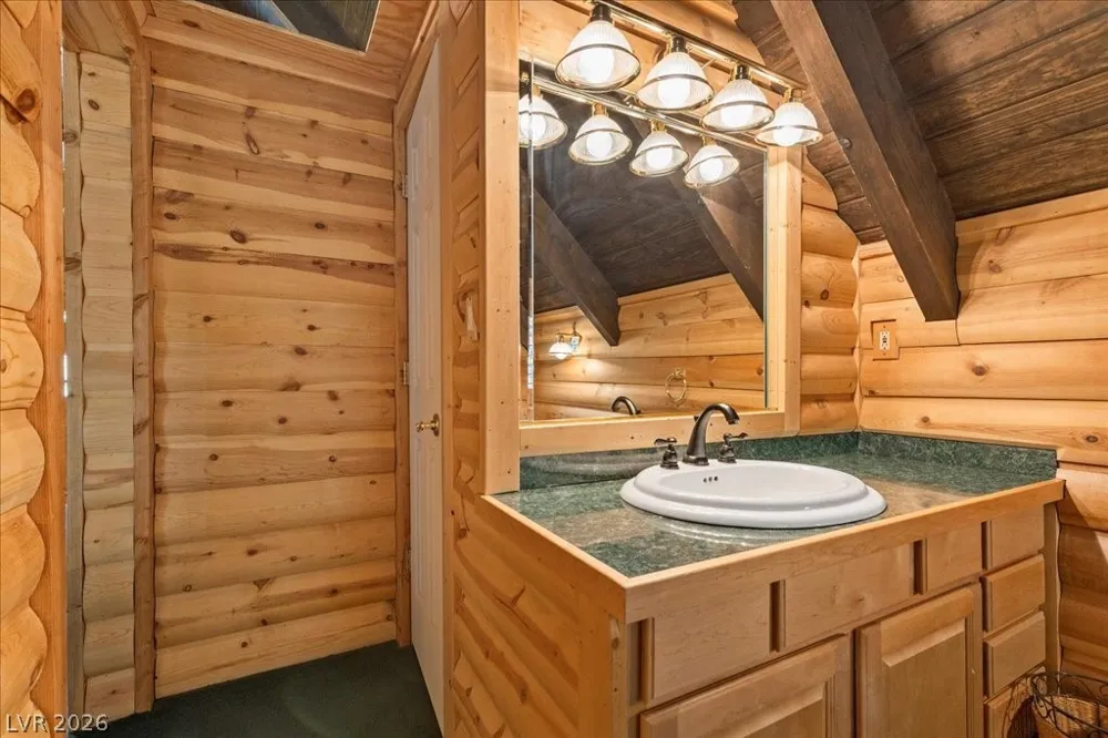 370 Alpine Way Mount Charleston, NV 89124