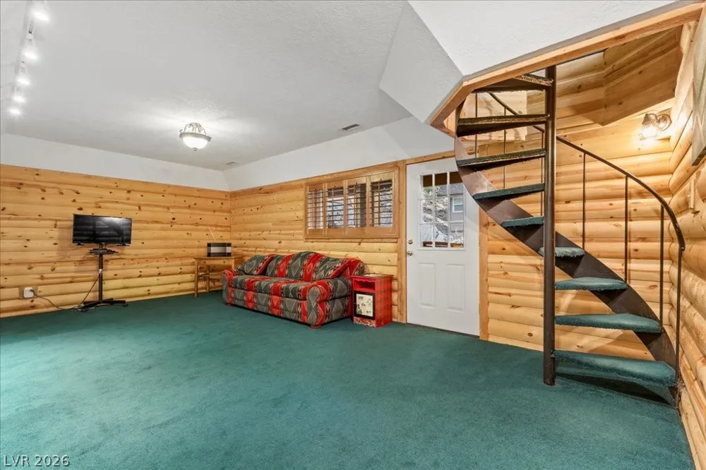 370 Alpine Way Mount Charleston, NV 89124