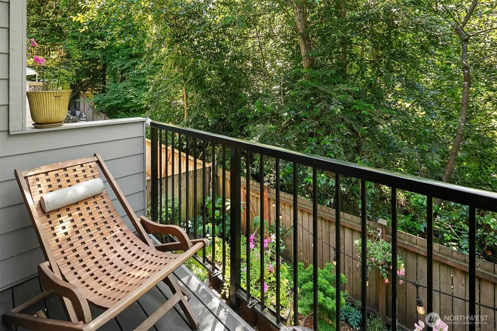 15628 8th Avenue SW #B Burien, WA 98166