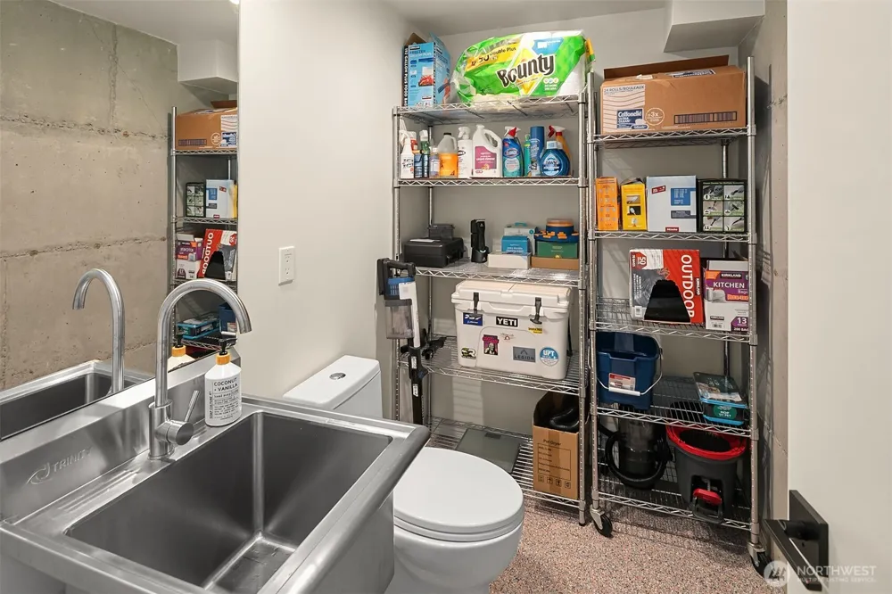 15628 8th Avenue SW #B Burien, WA 98166