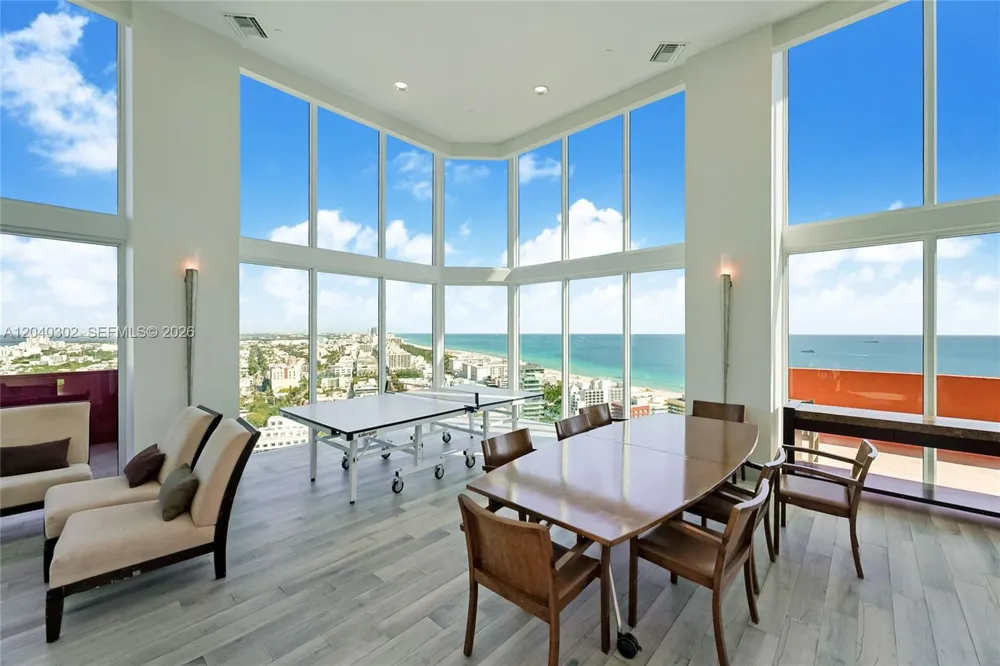 300 S Pointe Dr #405 Miami Beach, FL 33139