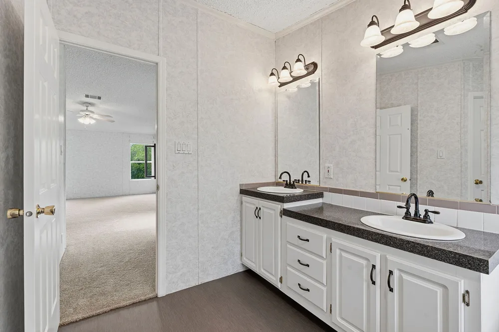 285 Hilltop Drive Dale, TX 78616