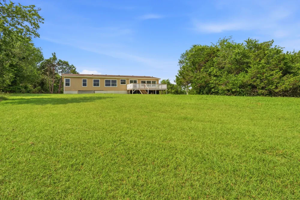 285 Hilltop Drive Dale, TX 78616
