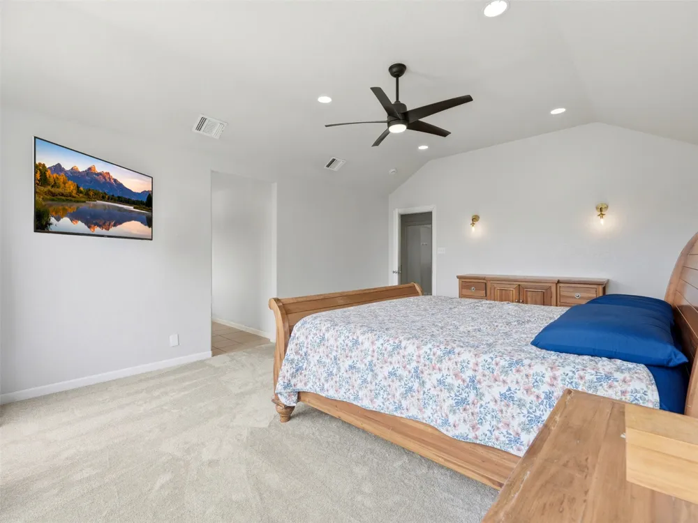 1208 Odaniel School Road Seguin, TX 78155