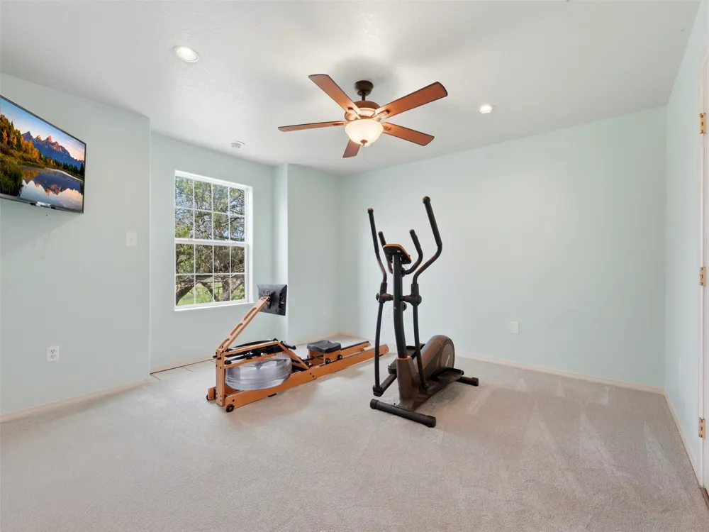 1208 Odaniel School Road Seguin, TX 78155