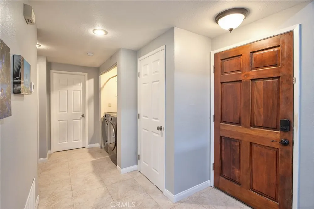 926 Lupine Hills Drive #15 Vista, CA 92081
