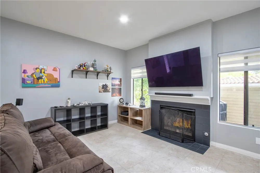 926 Lupine Hills Drive #15 Vista, CA 92081