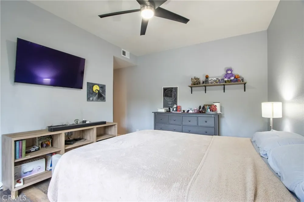 926 Lupine Hills Drive #15 Vista, CA 92081
