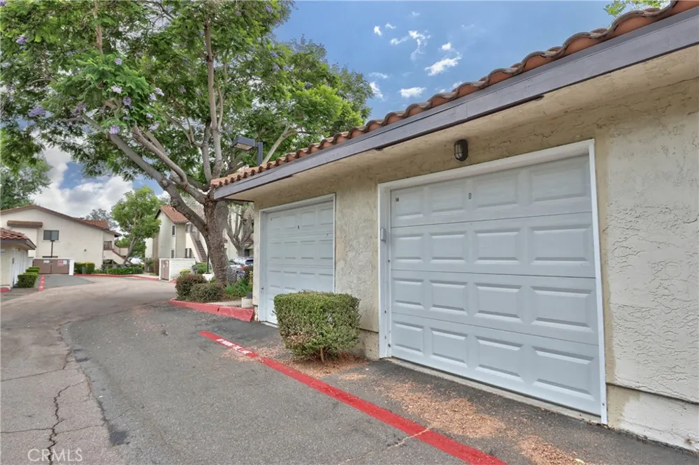 926 Lupine Hills Drive #15 Vista, CA 92081
