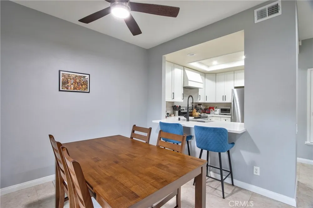 926 Lupine Hills Drive #15 Vista, CA 92081