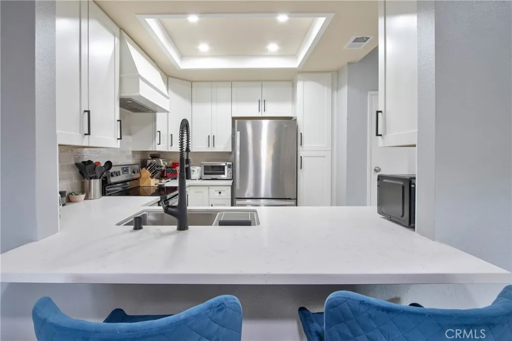 926 Lupine Hills Drive #15 Vista, CA 92081