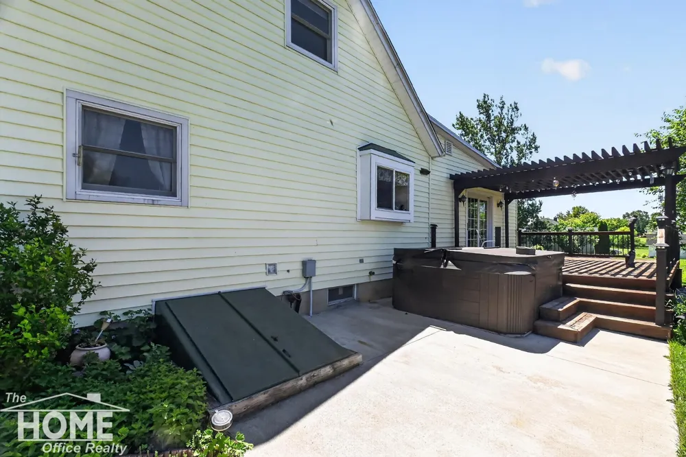 3553 State Road New Haven Township, MI 48867