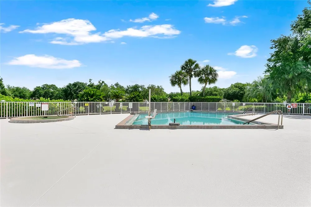 32222 SUMMERTREE CIRCLE Leesburg, FL 34748