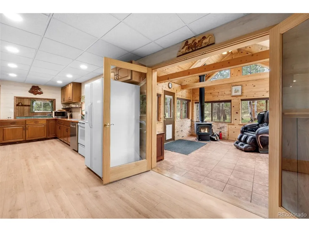 215 S Valley Drive Lake George, CO 80827