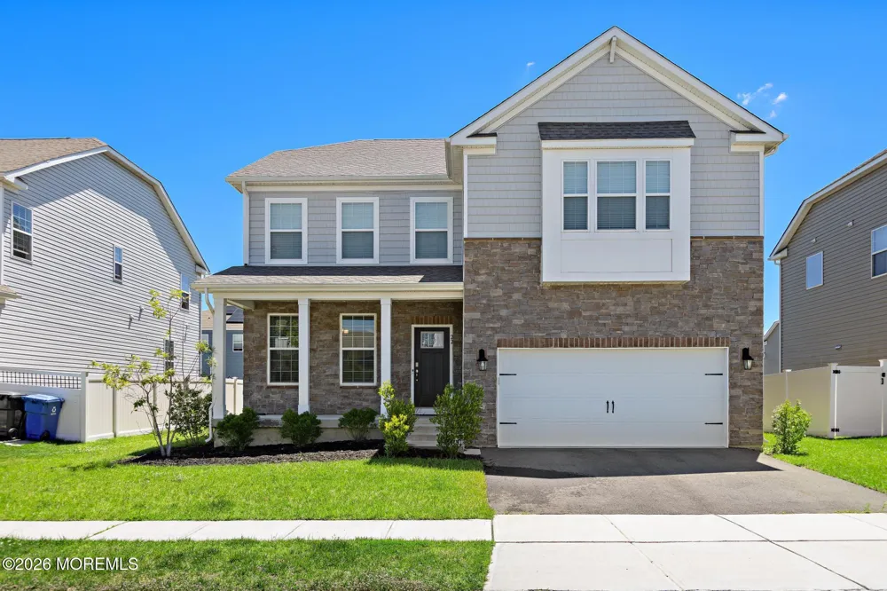 22 Corliss Way Manahawkin, NJ 08050