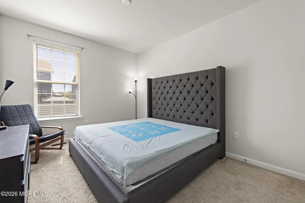 22 Corliss Way Manahawkin, NJ 08050