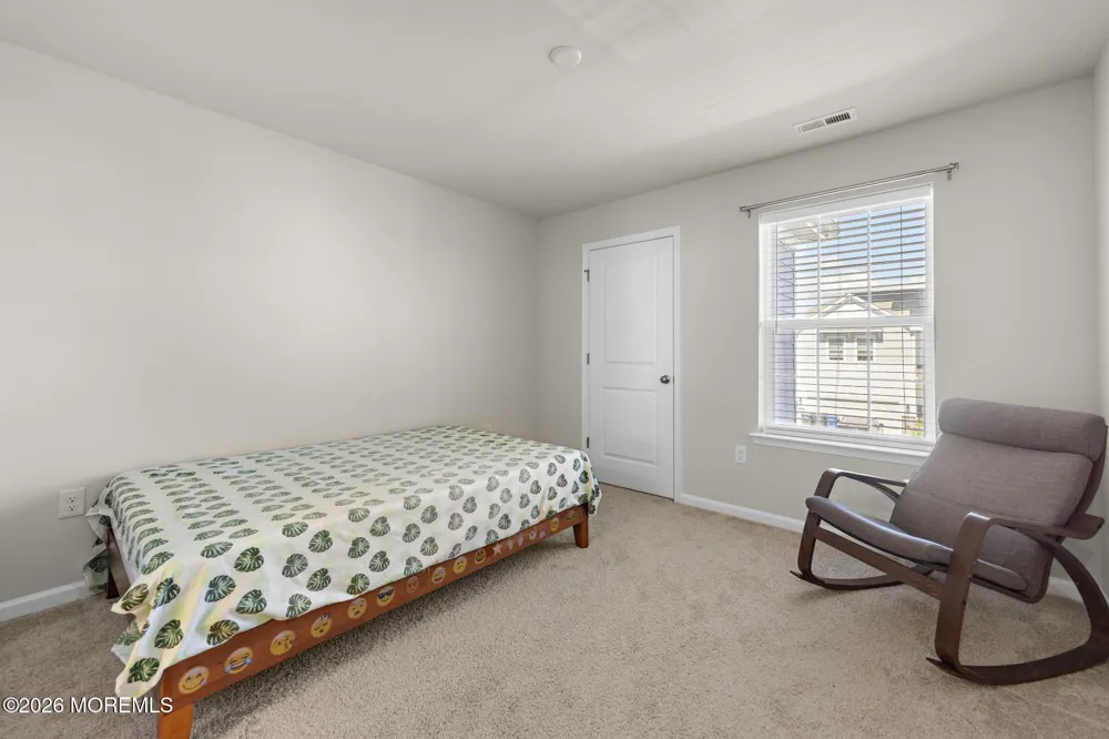 22 Corliss Way Manahawkin, NJ 08050