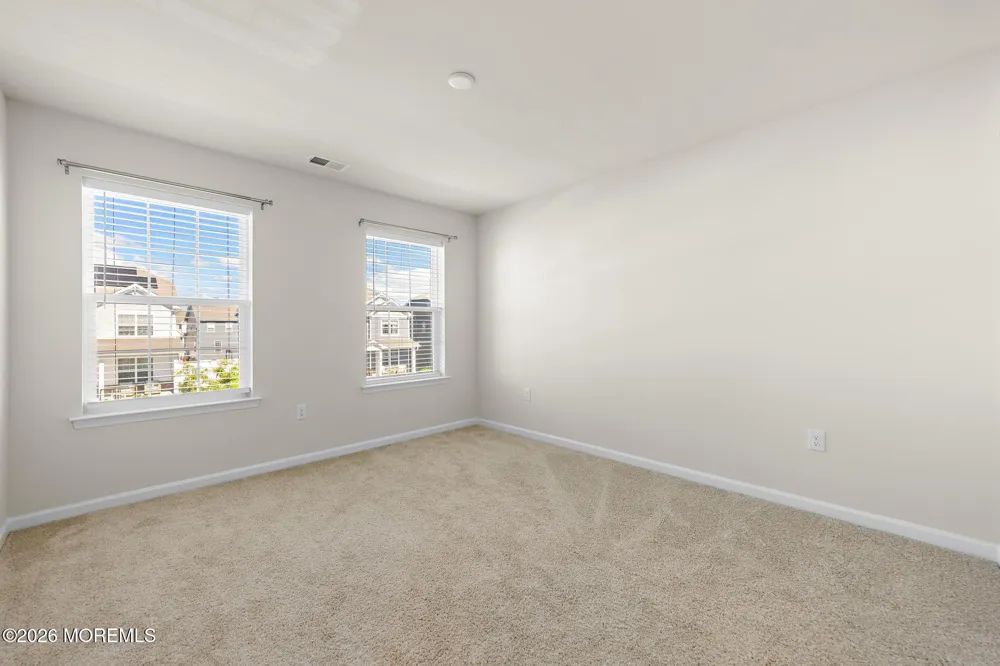 22 Corliss Way Manahawkin, NJ 08050