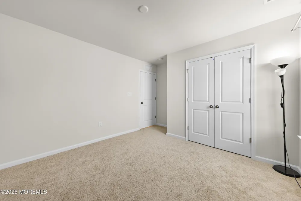 22 Corliss Way Manahawkin, NJ 08050