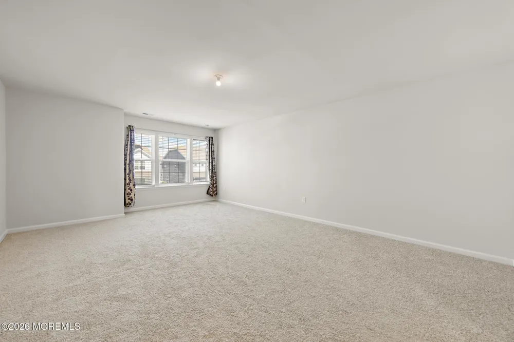 22 Corliss Way Manahawkin, NJ 08050