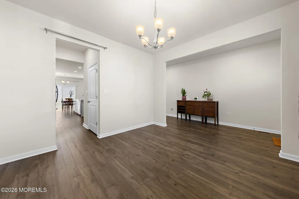 22 Corliss Way Manahawkin, NJ 08050