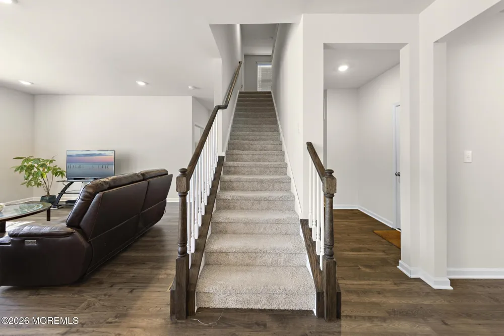 22 Corliss Way Manahawkin, NJ 08050