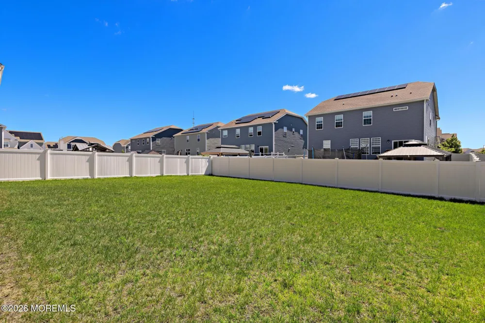 22 Corliss Way Manahawkin, NJ 08050