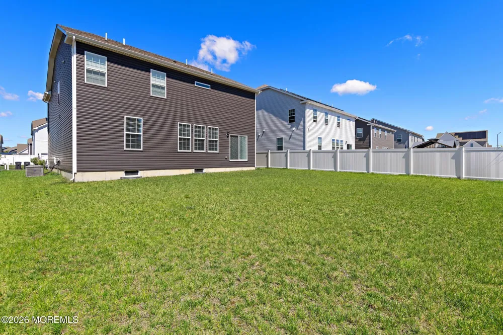 22 Corliss Way Manahawkin, NJ 08050