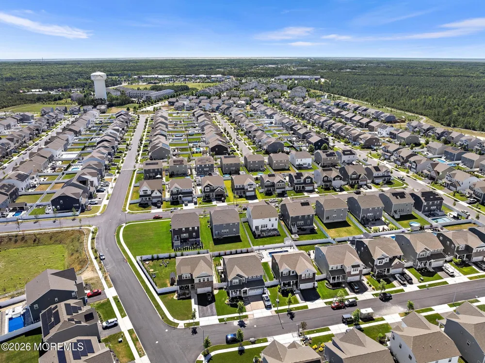 22 Corliss Way Manahawkin, NJ 08050