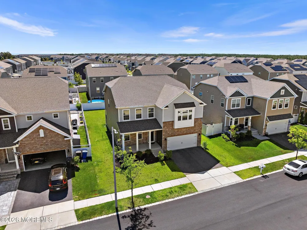 22 Corliss Way Manahawkin, NJ 08050