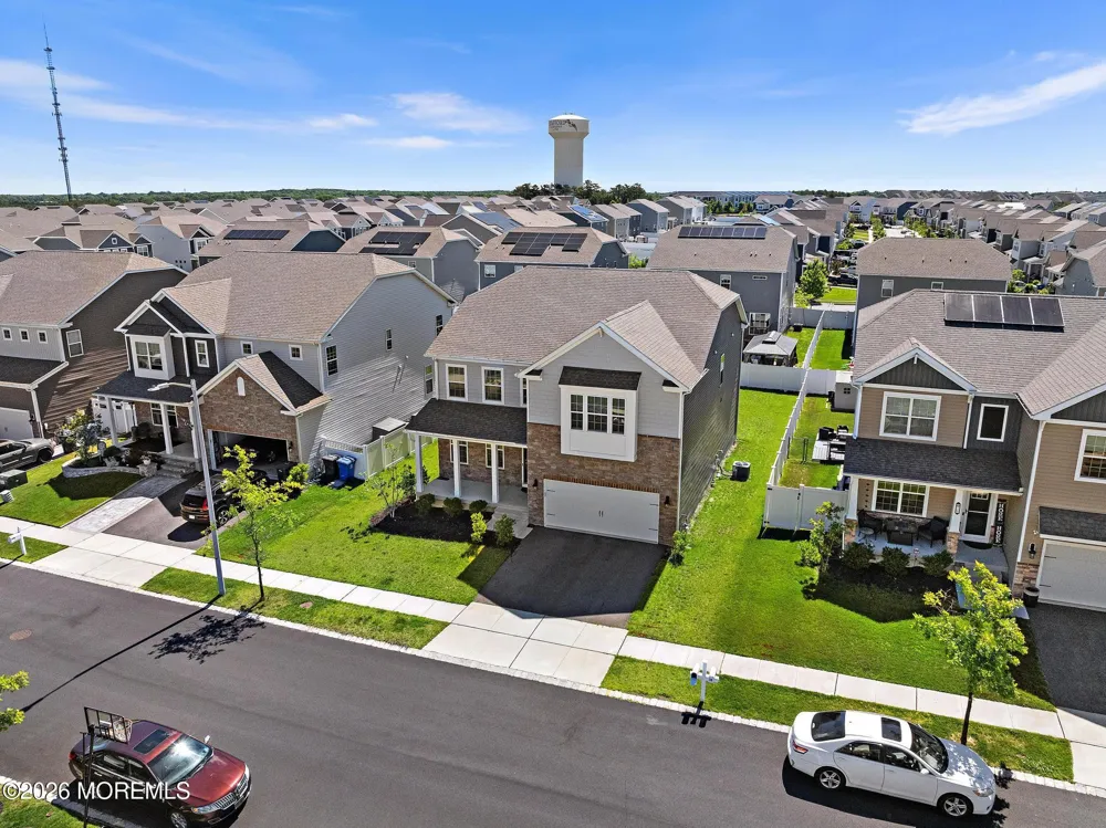 22 Corliss Way Manahawkin, NJ 08050