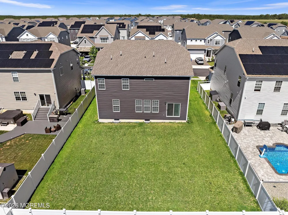 22 Corliss Way Manahawkin, NJ 08050