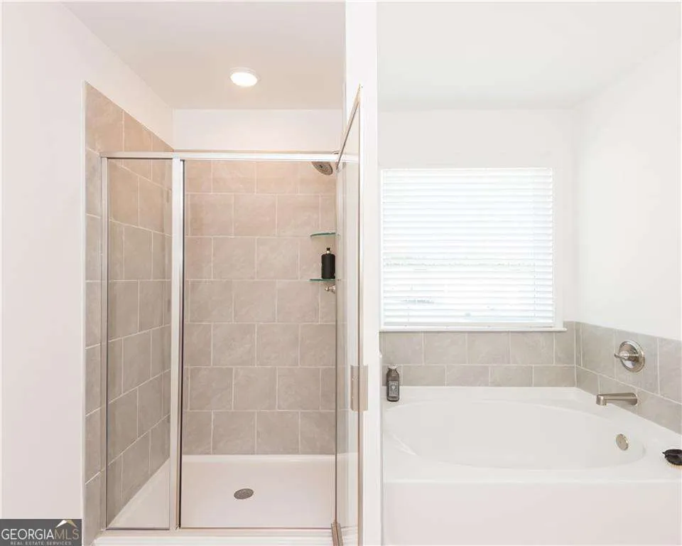 3936 Lockaby WAY Lawrenceville, GA 30044