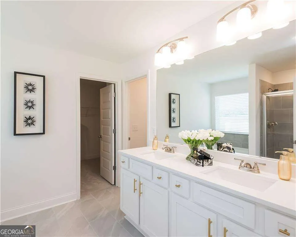 3936 Lockaby WAY Lawrenceville, GA 30044