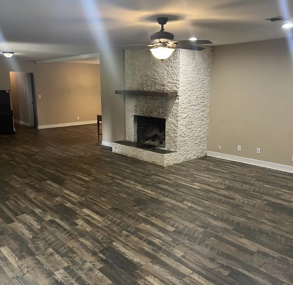 204 Rockdale Street Lexington, TX 78947