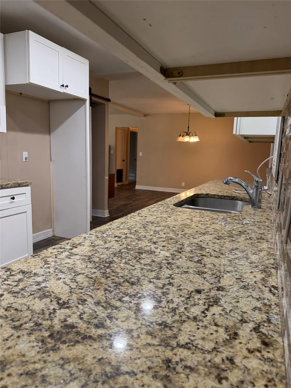 204 Rockdale Street Lexington, TX 78947