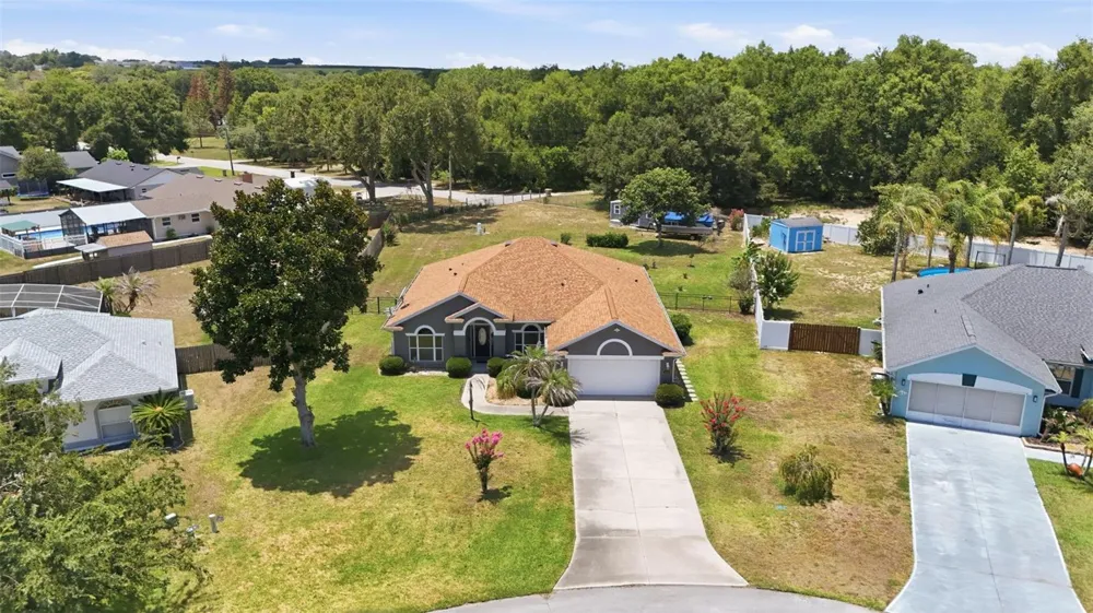 36723 SUNDANCE DRIVE Grand Island, FL 32735