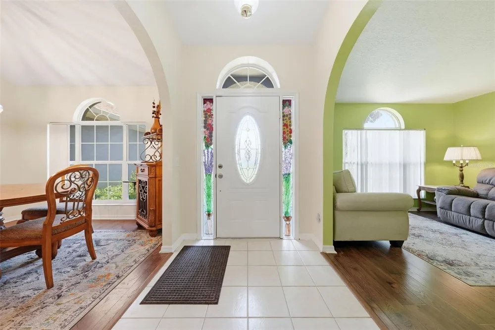 36723 SUNDANCE DRIVE Grand Island, FL 32735
