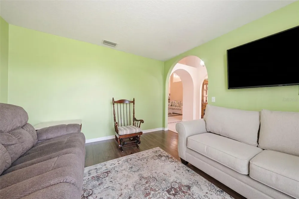 36723 SUNDANCE DRIVE Grand Island, FL 32735