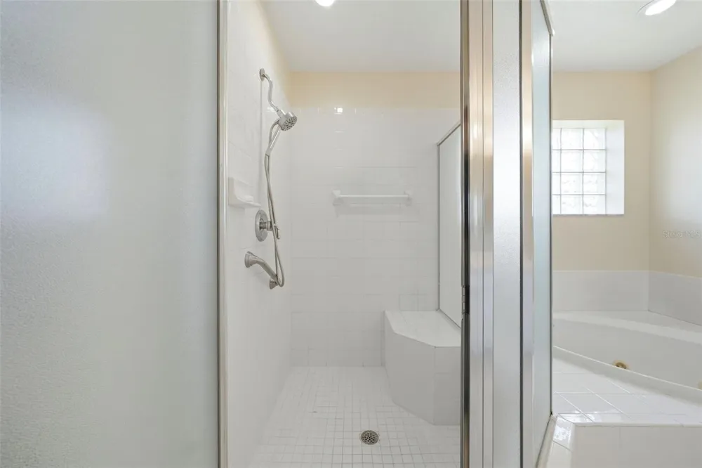 36723 SUNDANCE DRIVE Grand Island, FL 32735