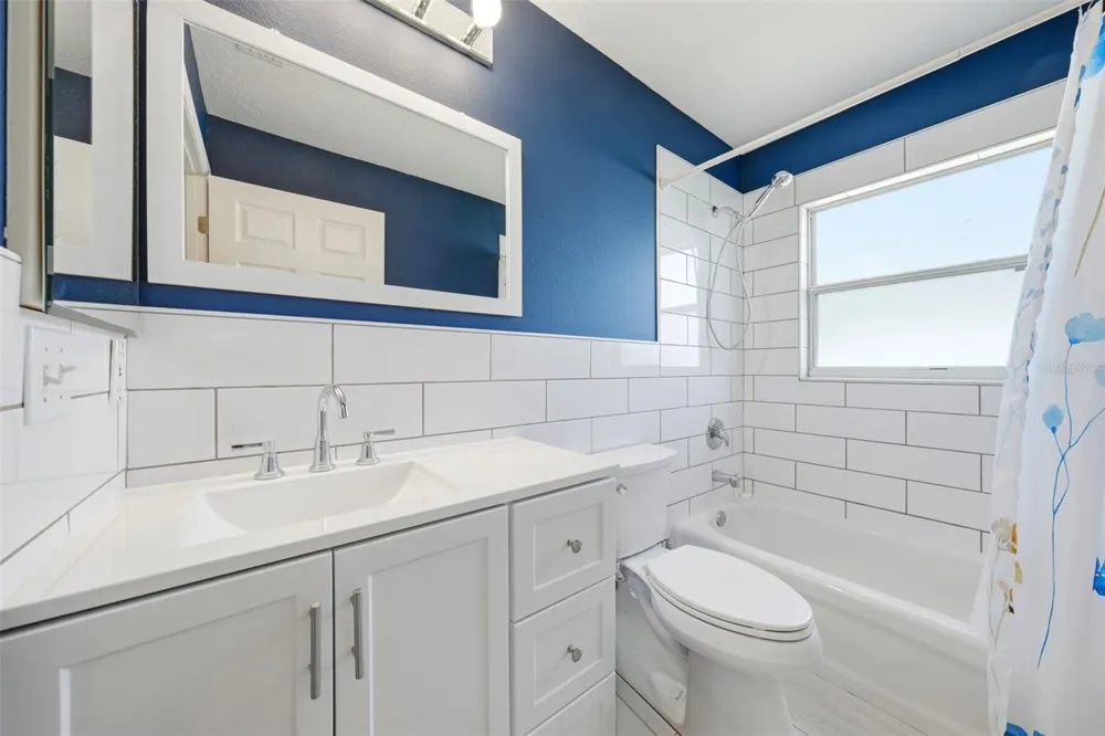 36723 SUNDANCE DRIVE Grand Island, FL 32735