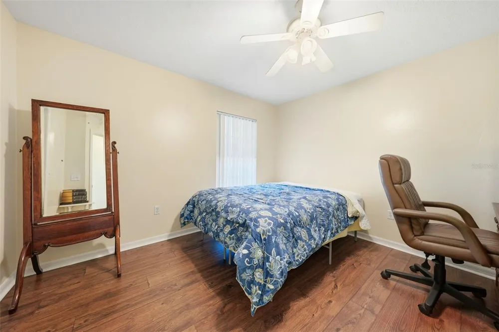 36723 SUNDANCE DRIVE Grand Island, FL 32735