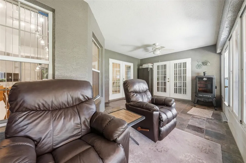 36723 SUNDANCE DRIVE Grand Island, FL 32735