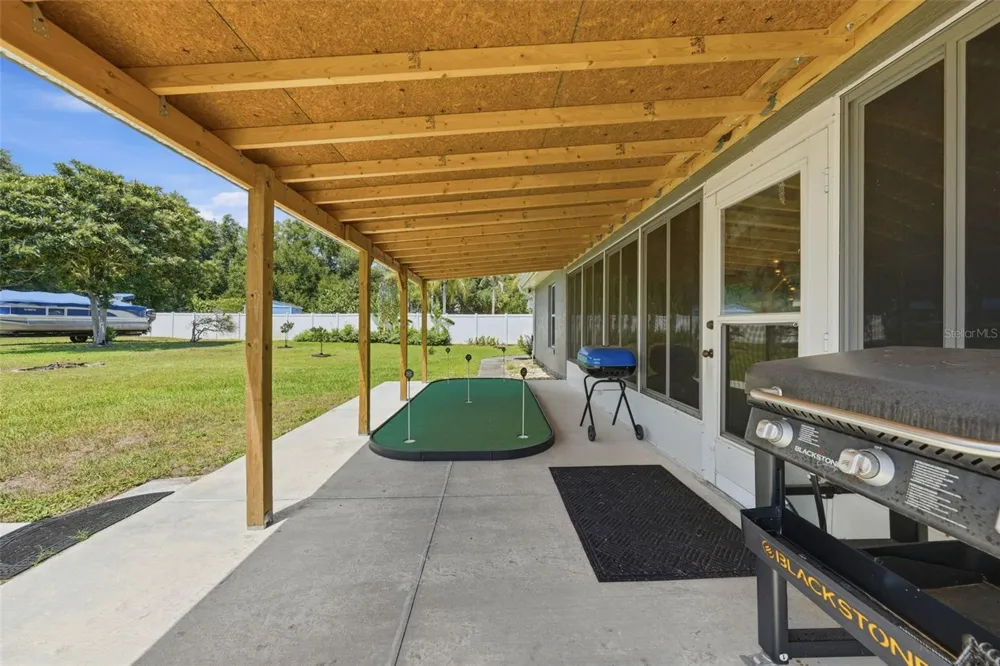 36723 SUNDANCE DRIVE Grand Island, FL 32735