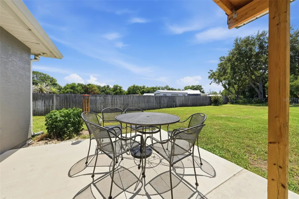 36723 SUNDANCE DRIVE Grand Island, FL 32735