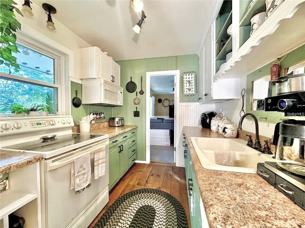 13565 NE 38TH AVENUE Anthony, FL 32617