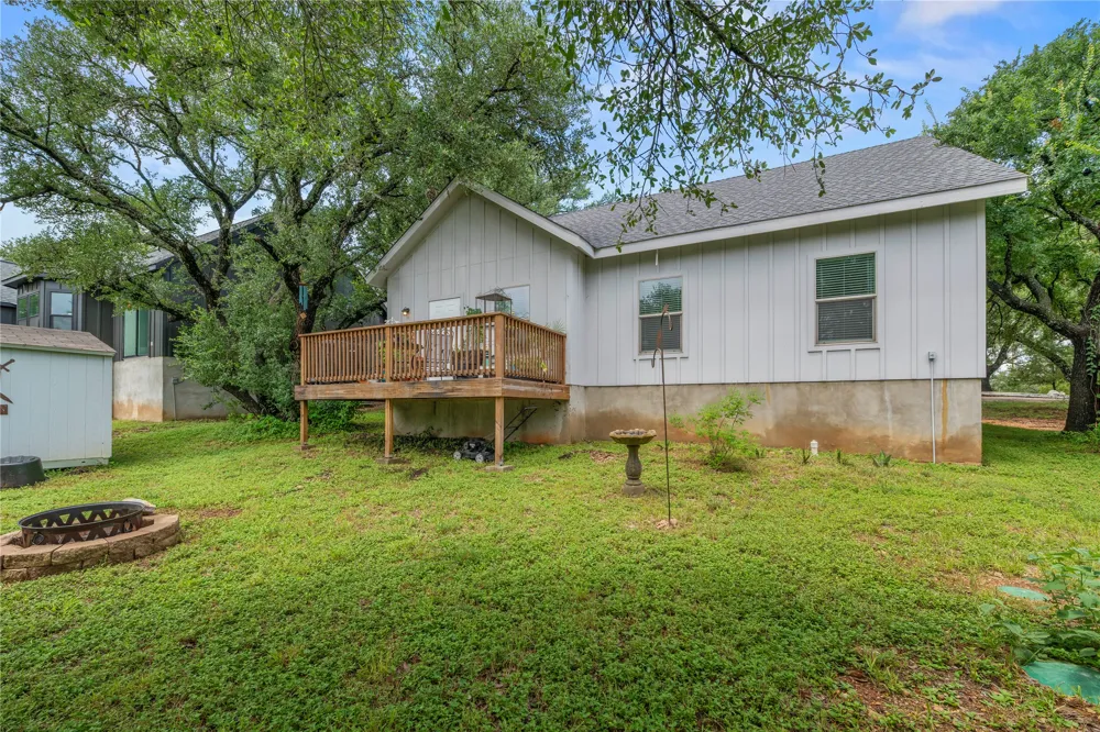 503 Chantilly Lane Spicewood, TX 78669