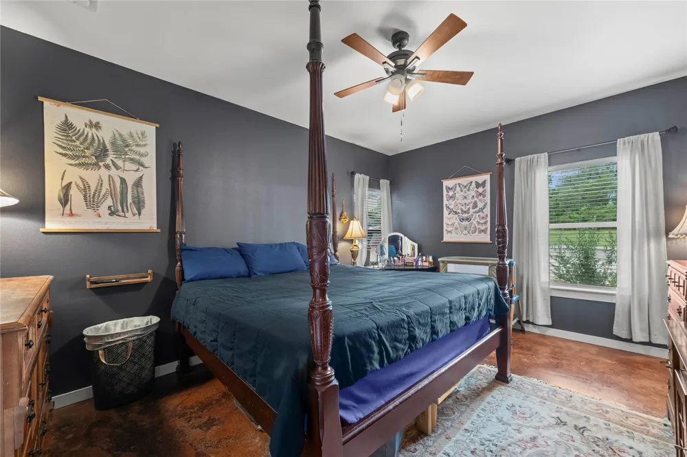503 Chantilly Lane Spicewood, TX 78669